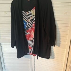 One piece slimming color top.​​